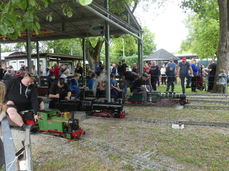 Drei Minatur-Dampflockbahnen