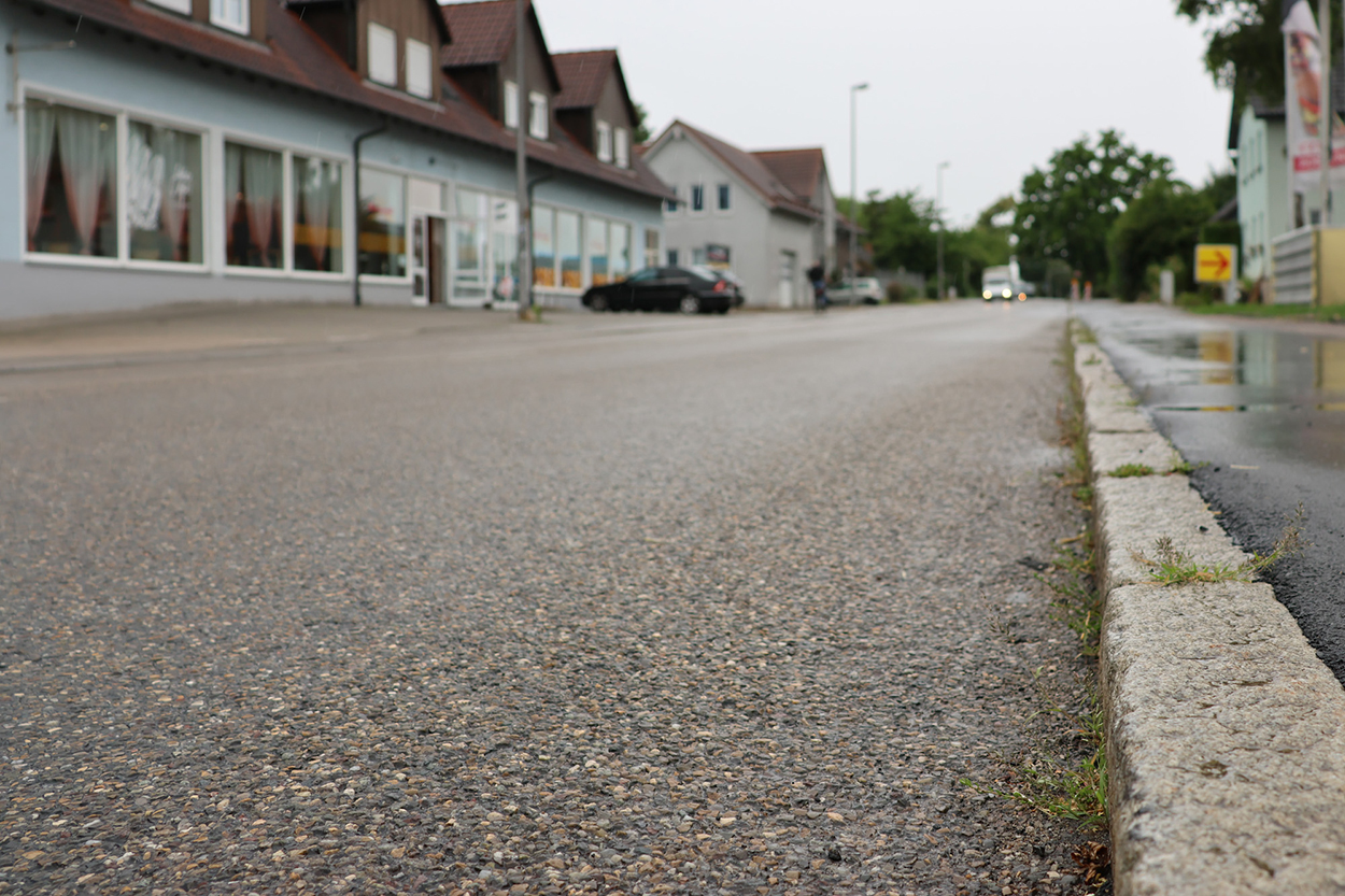 Stadtverwaltung eine Straße aus der Froschperspektive