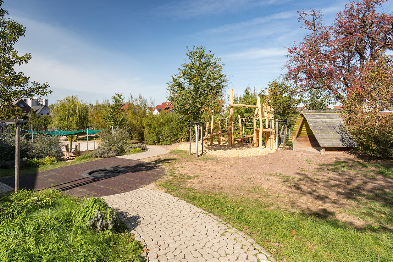 Stadtverwaltung Ein Spielplatz eines Kindergartens